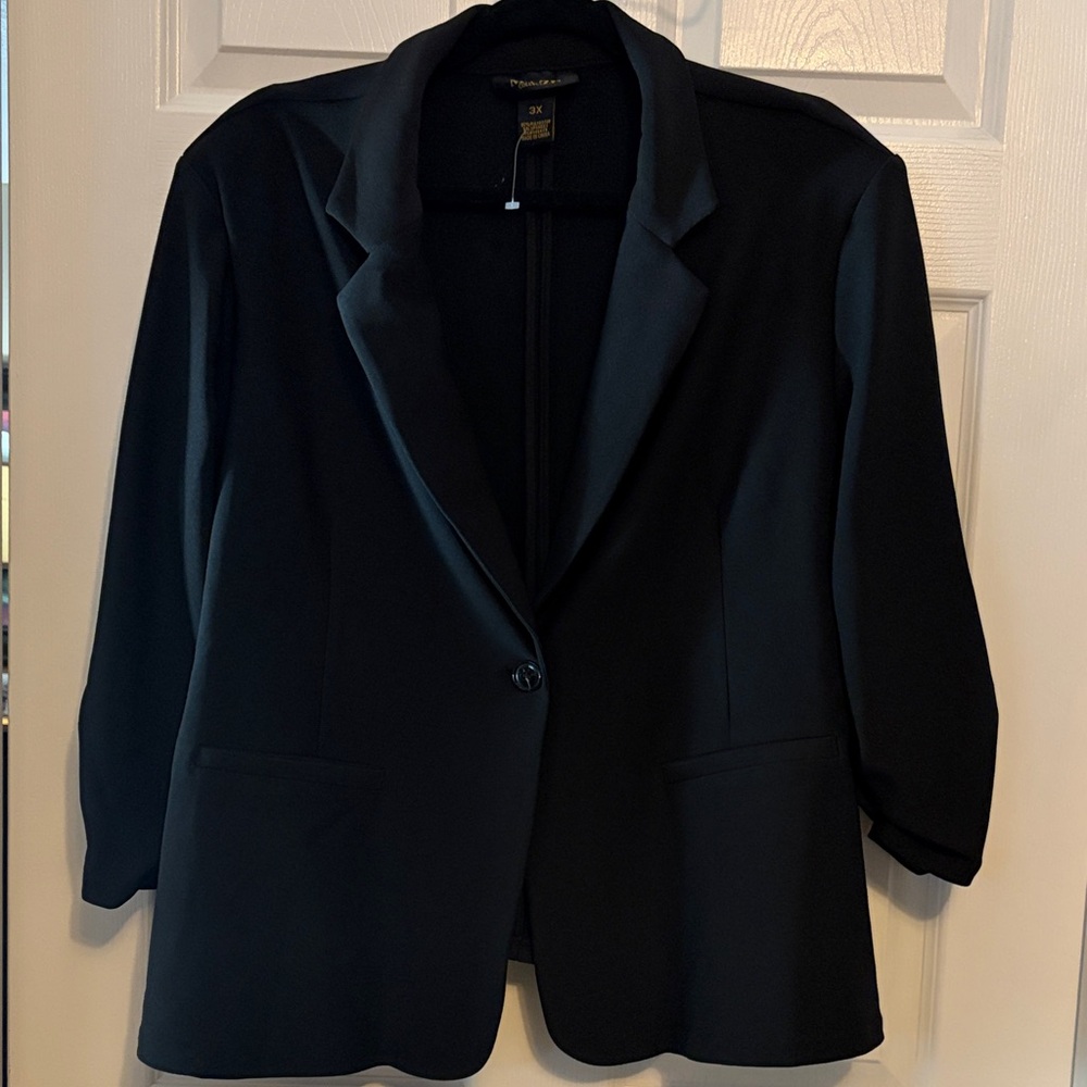 Elegant Black Women's Blazer